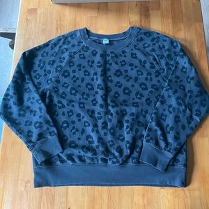 womens crew neck sweatshirt